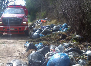 Incendio en un basural entre dos countries