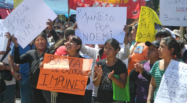 Gran movilización en reclamo de justicia por el asesinato de Noemí Condori