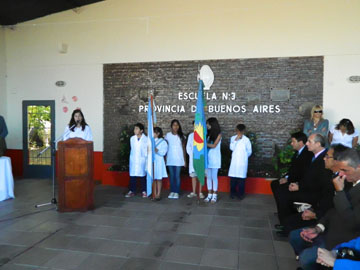 Guzmán inauguró oficialmente el ciclo lectivo 2012 en Loma Verde