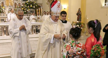 El nuncio apostólico celebró la misa del Día del Inmigrante en Escobar
