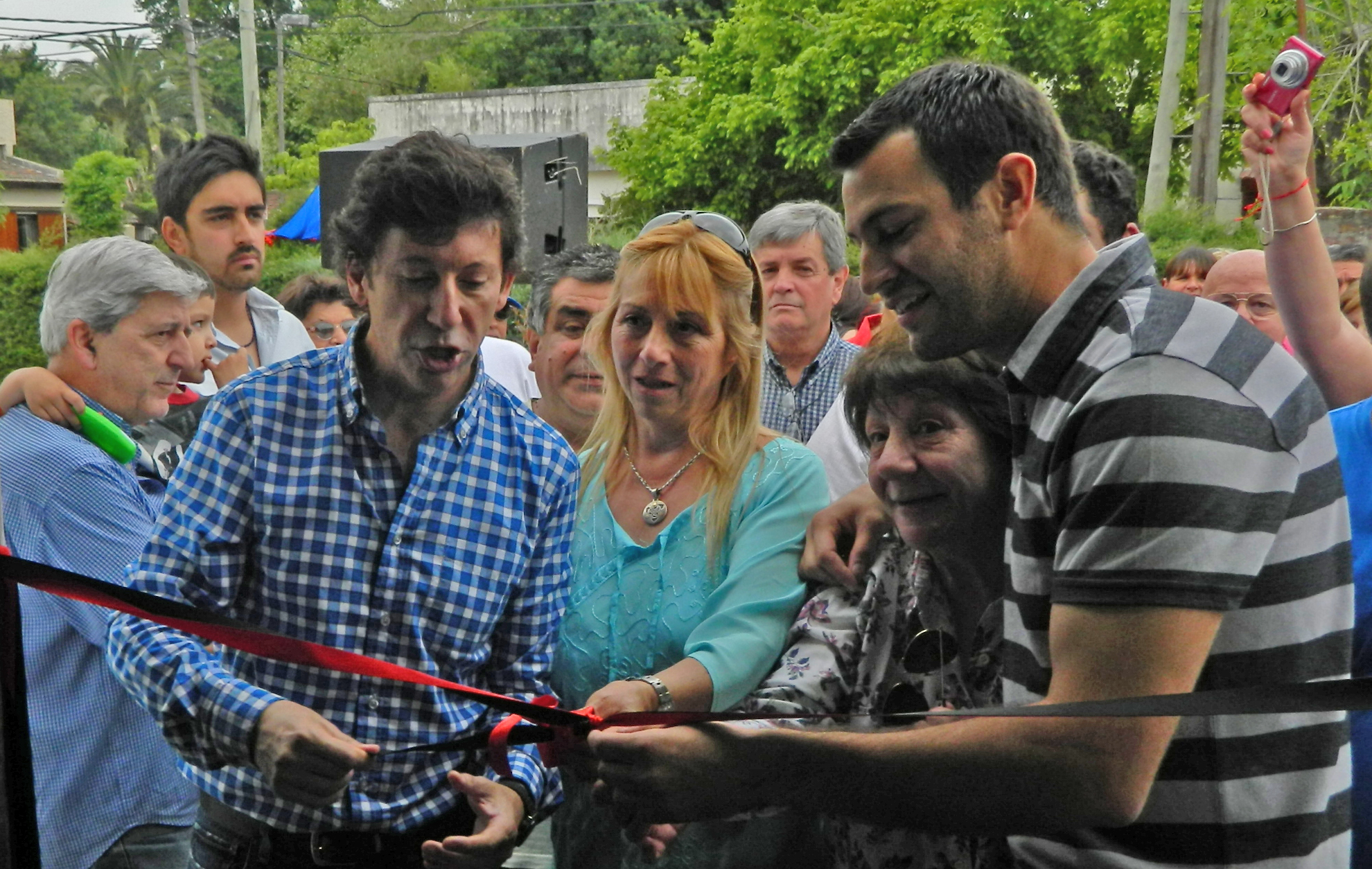 Gustavo Posse pasó por Maschwitz y afirmó: «Acá el candidato es Leandro Costa»