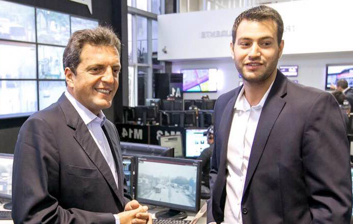 Leandro Costa visitó Tigre y volvió a mostrarse junto a Sergio Massa