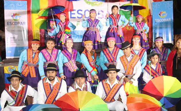 Danzas, artesanías y comidas típicas en el Día de la Integración de los Pueblos