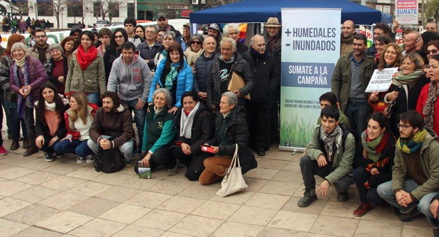 Manifestación y radio abierta por los humedales en la Plaza de las Banderas
