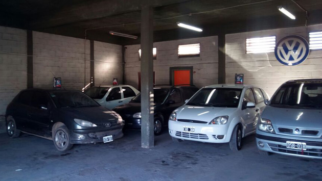 Clausuran un local de venta de autos usados en Garín que no tenía habilitación