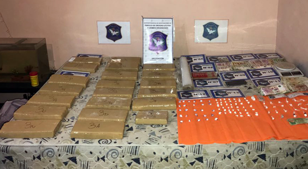 Secuestran 24 kilos de marihuana y detienen a cuatro personas en Savio