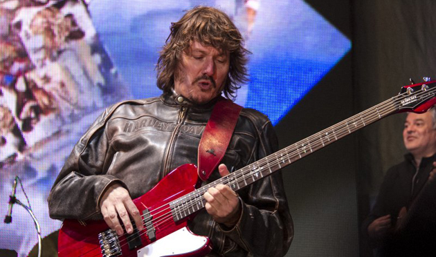 Festival por los cuatro años de Madygraf con Javier Malosetti y Karamelo Santo