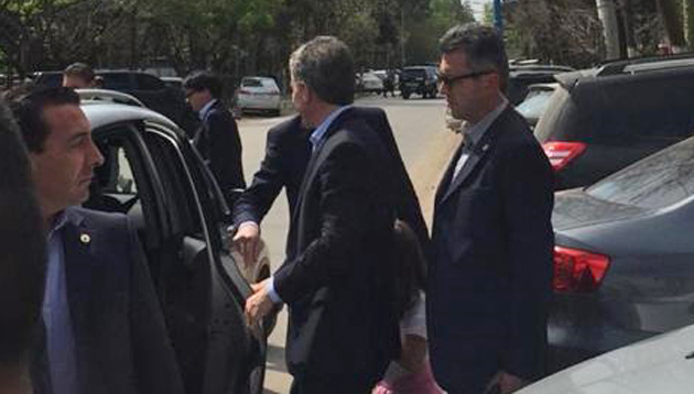 Macri en Maschwitz rodeado de seguridad