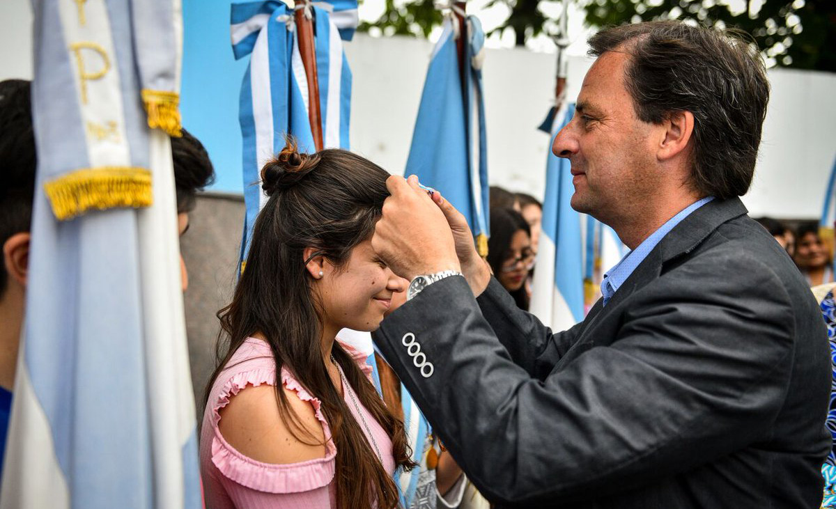 El Municipio distinguió a los estudiantes escobarenses con mejores promedios