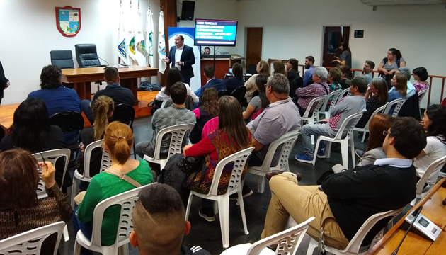 La Defensoría del Pueblo organizó una jornada de capacitación electoral