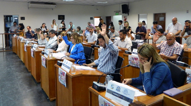 Primera sesión del Concejo Deliberante de Escobar tras las elecciones generales