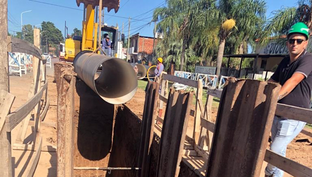 AySA reactivó la construcción de la red de agua corriente sobre la ruta 25