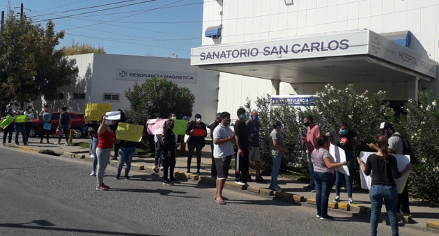 Escándalo en el Sanatorio San Carlos en medio de la pandemia de Covid-19