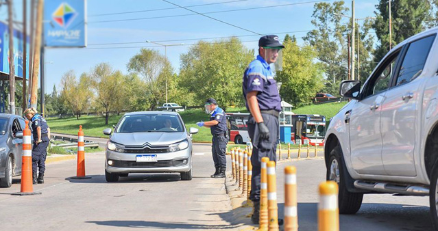 Escobar “acatará” las nuevas restricciones para frenar la segunda ola de coronavirus