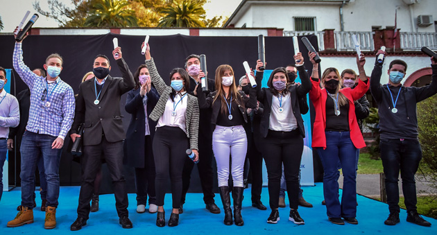 Recibieron sus diplomas más de cien egresados del Polo de Educación Superior