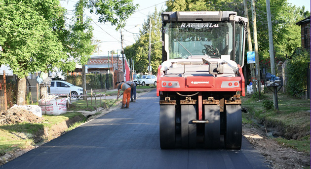Nuevo acceso entre Garín y 24 de Febrero: asfaltaron la calle Almirante Brown