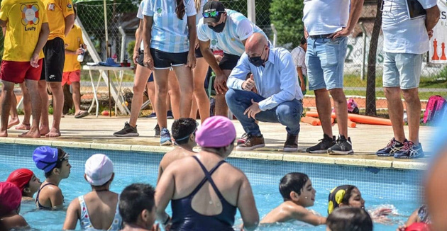 Ramil encabezó el inicio de las colonias municipales de verano en Escobar