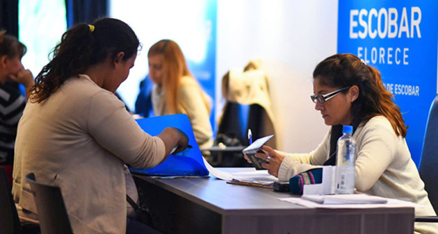 Aumento salarial de 50% en tres cuotas para los trabajadores municipales