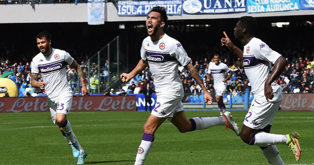 Gol y asistencia de «Nico» González para el triunfo de Fiorentina ante Nápoli