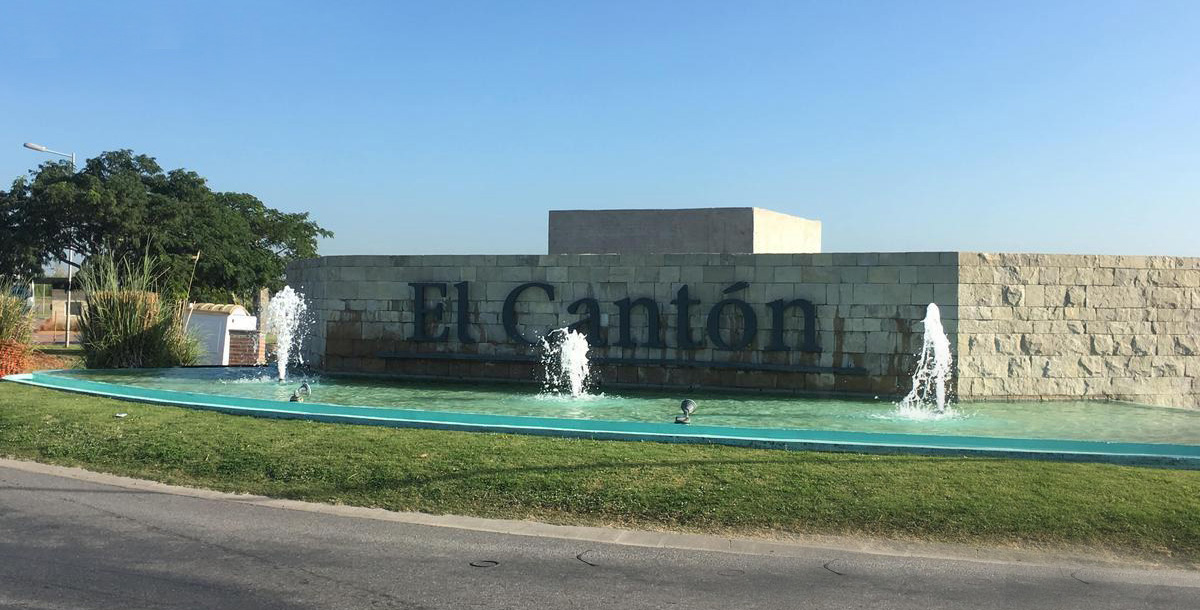 Banda de encapuchados asaltó y maniató a una familia en El Cantón