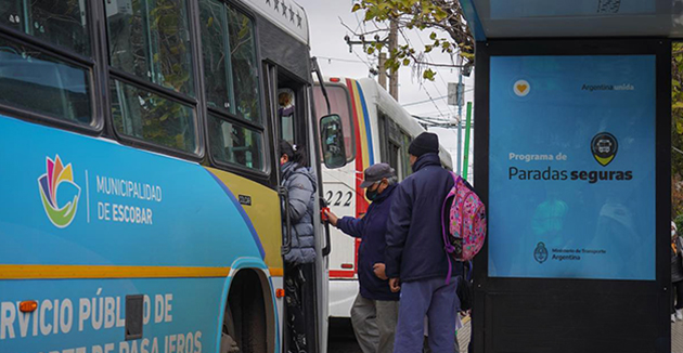 Continúa la instalación de paradas seguras en el partido de Escobar