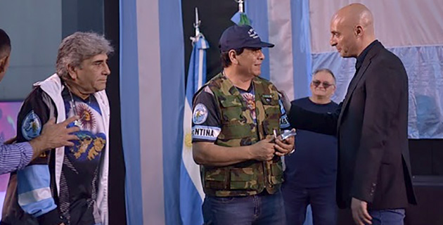 Ramil entregó medallas a veteranos y familiares de caídos en Malvinas