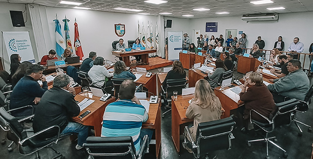 Distinguen a una escritora escobarense dedicada a la difusión del autismo