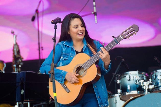 Daniela Reynoso guitarra 