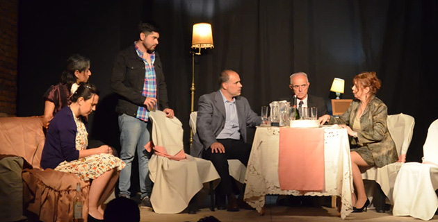 Graziella Sureda y su elenco llegan al teatro Seminari con “Una mujer inquietante”