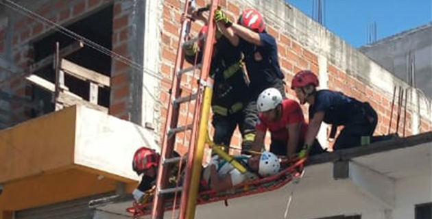 Un albañil se electrocutó en una obra en construcción en el barrio Lambertuchi