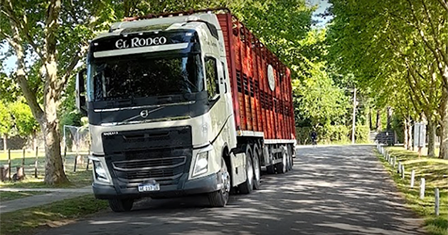Una empresa repavimentará una calle de Escobar dañada por el tránsito pesado