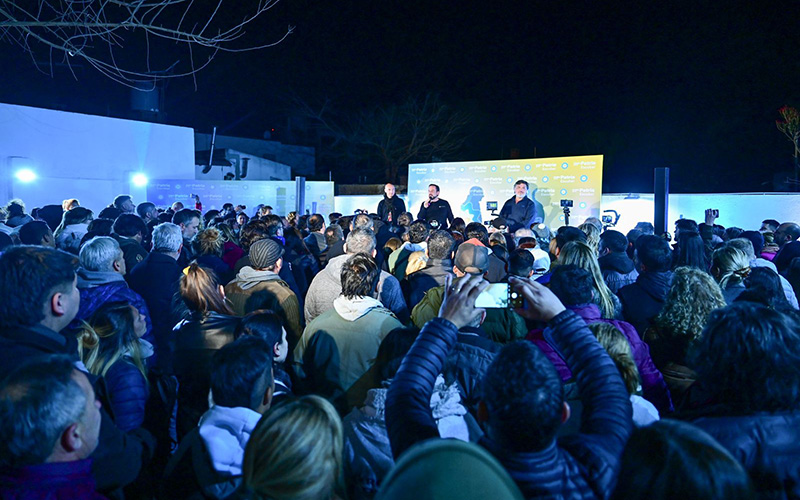 sujarchuk habla ante la militancia