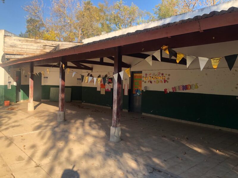 Escuela 11 del Lago a la que asiste el chico que atacó a su compañera con un machete