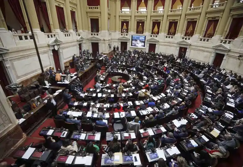Votación de la Universidad del Delta en la Cámara de Diputados