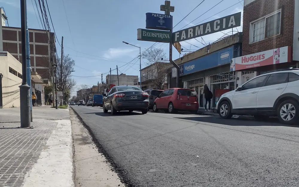 Se habilitó el nuevo asfalto de Gelves: desde el hospital a la Fiesta de la Flor