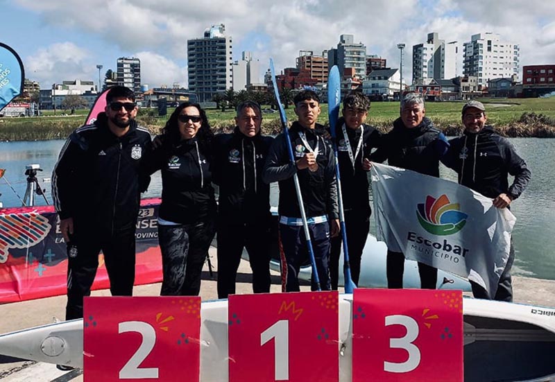 podio de canotaje