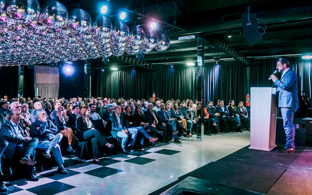 universidad Presentación de la Universidad de Escobar a cargo del intendente Ariel Sujarchuk