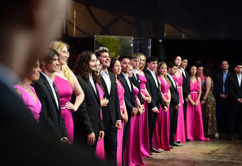 postulantes a embajadoras y embajadores