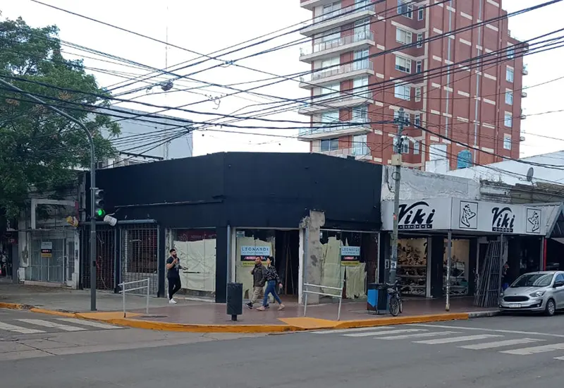 futuro local de Narrow en Tapia de Cruz y Mitre