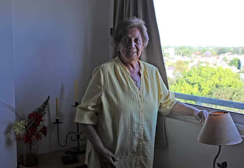 Beatriz Carrasco, en su departamento