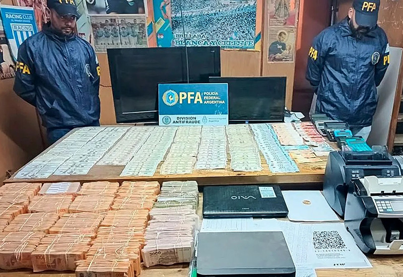 dinero encontrado en el allanamiento