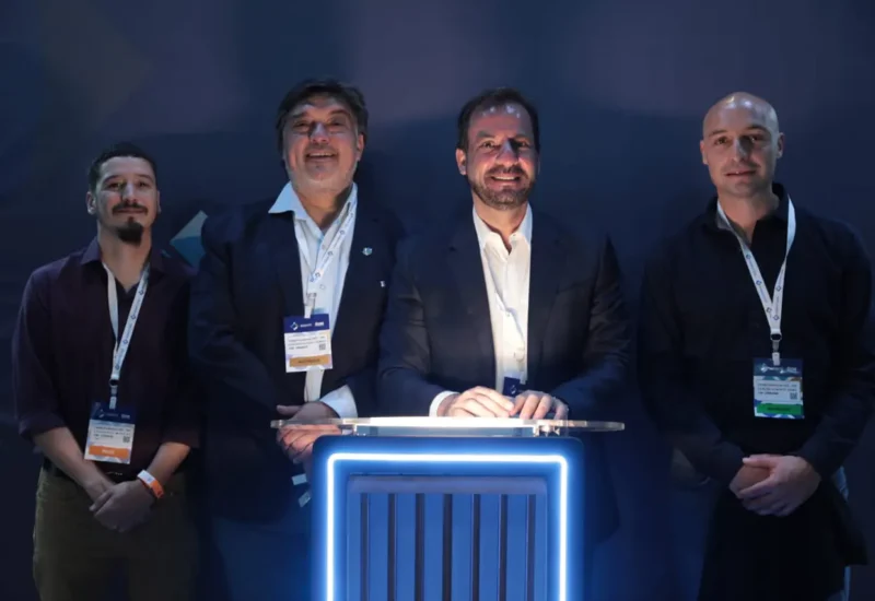 Sujarchuk junto a Moreno, Rehl y Ramil