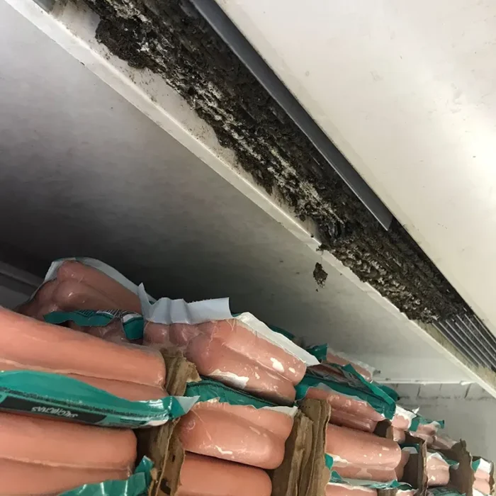 productos en mal estado en el Carrefour de Maschwitz