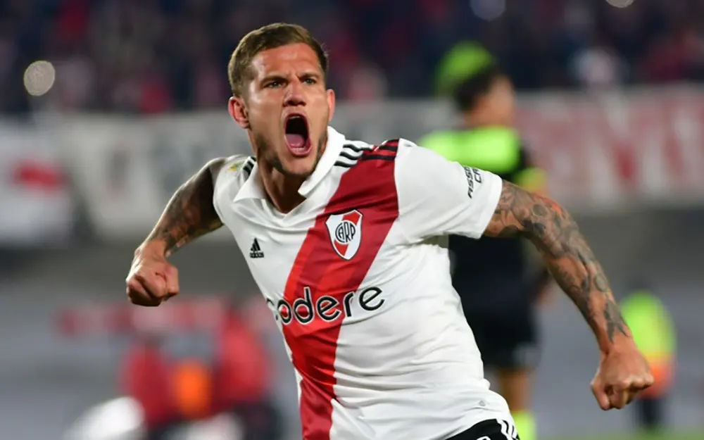 Zuculini Bruno Zuculini festeja un gol suyo jugando para River