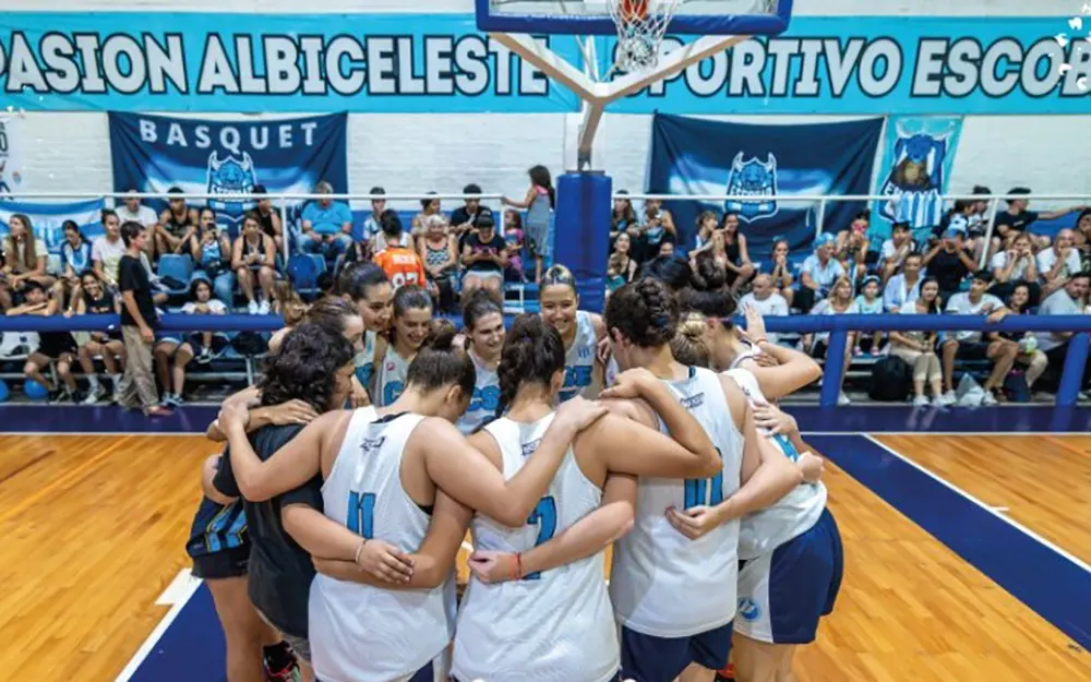 Sportivo Escobar prueba jugadoras para sus planteles de básquet femenino