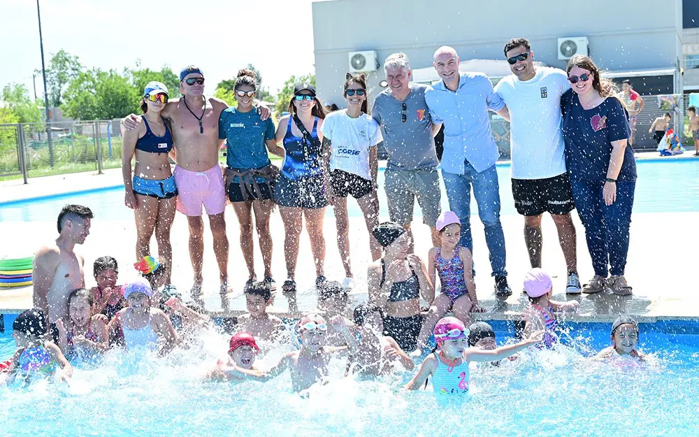 Ramil supervisó el inicio de las colonias de verano en los polideportivos municipales