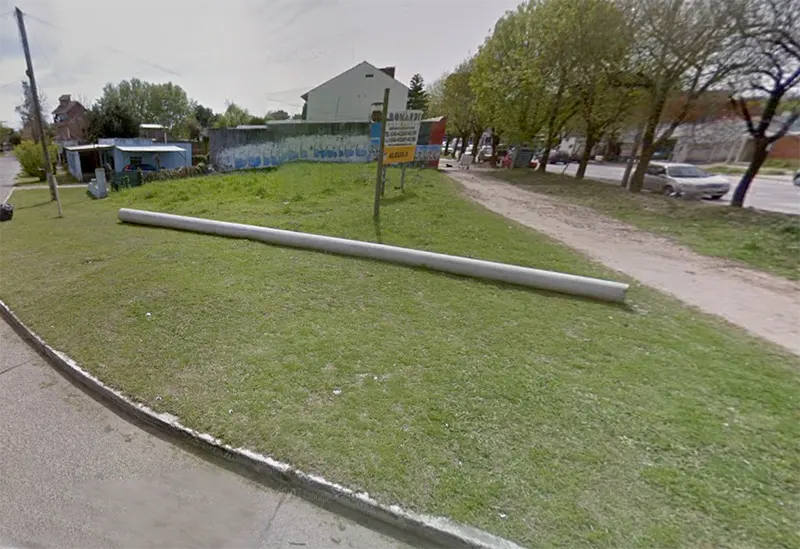 terreno baldío, antes de que se creara la plazoleta