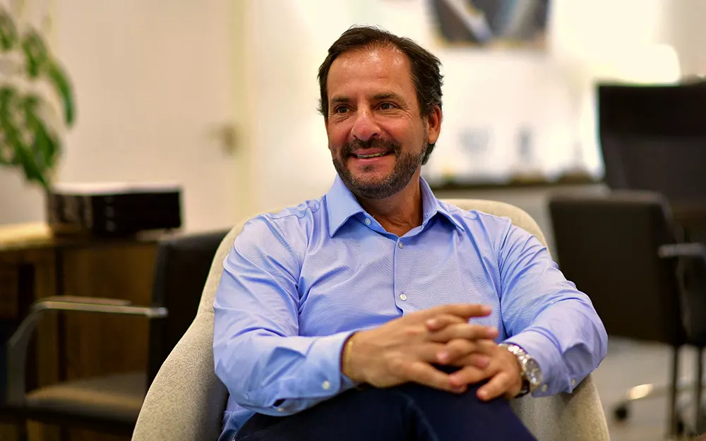 Ariel Sujarchuk en su despacho