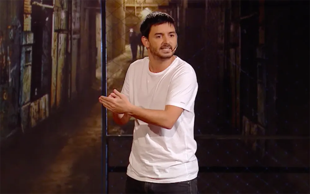 Mike Chouhy regresa al Seminari con su nuevo show de stand up: “Tibio”