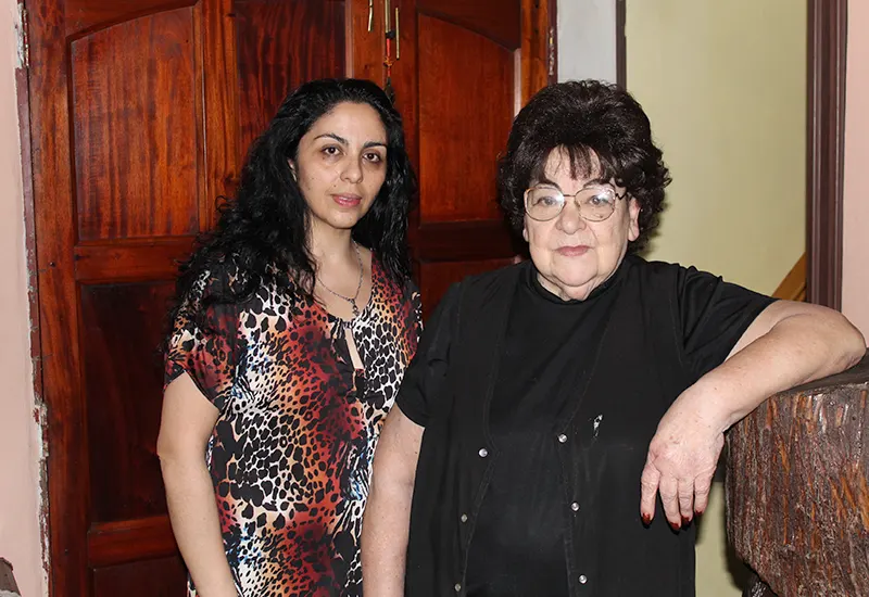 Olga Mori y su hija Rosana Barbarasi